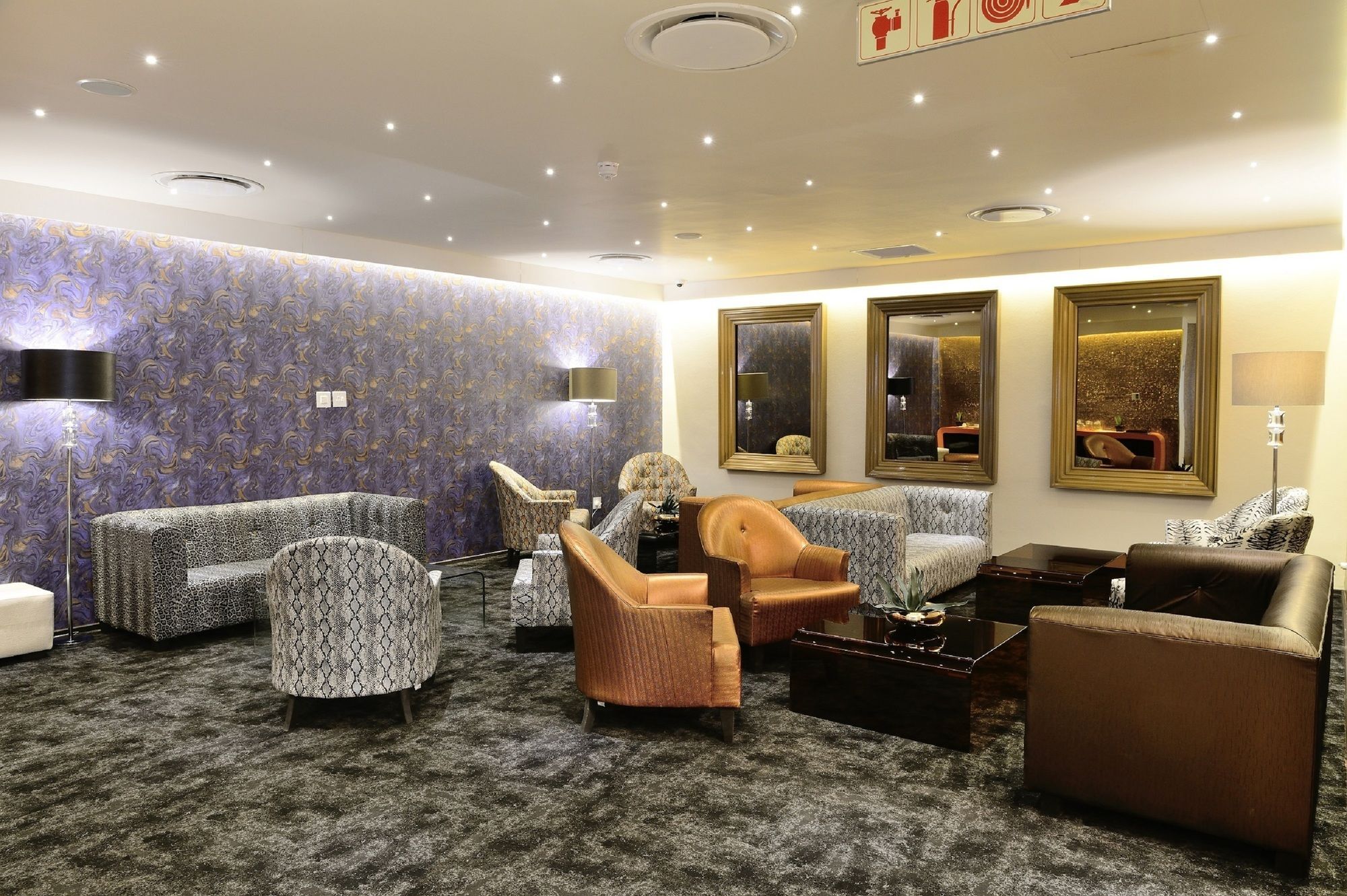 Onomo Hotel Johannesburg Sandton Exterior photo